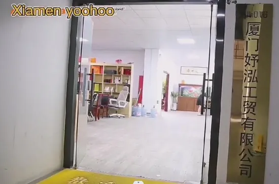 Novo design de etiquetas de balanço de papel com acabamento fosco em papelão branco para promoção